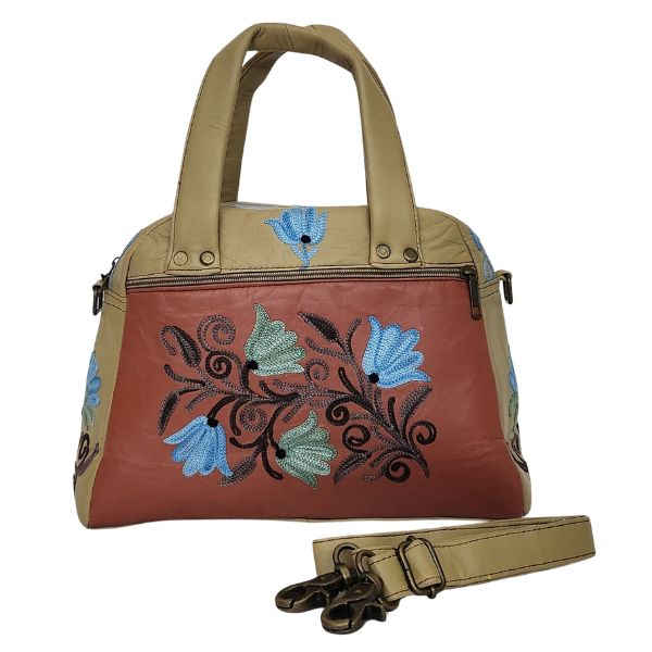 Schapenleer handtas met borduursel uit Kasjmier